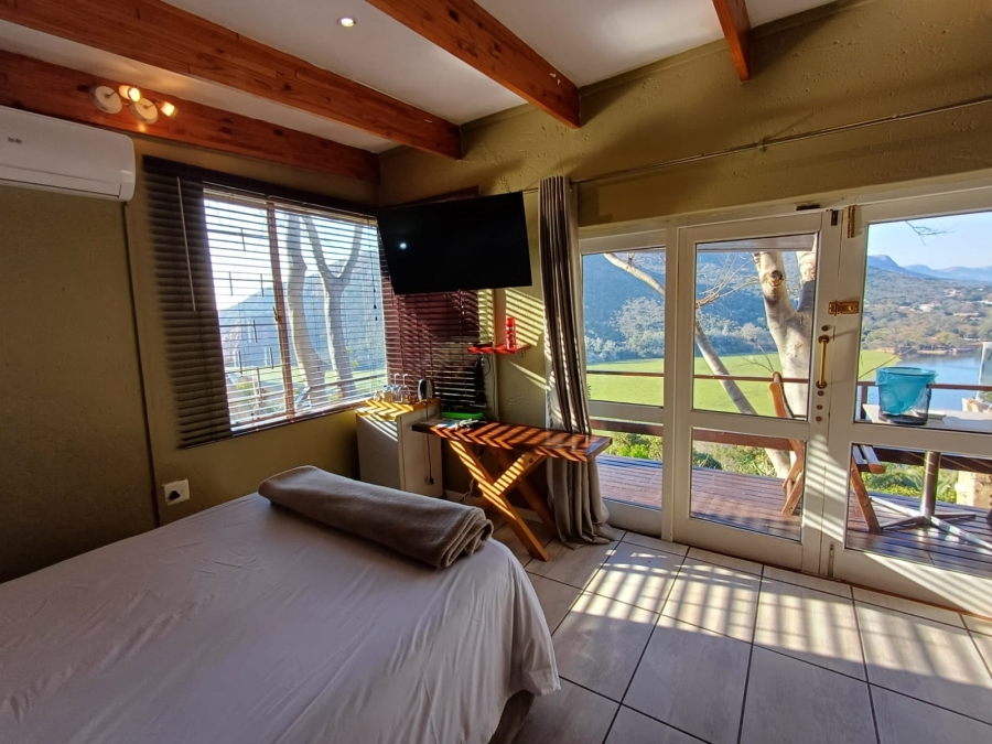 6 Bedroom Property for Sale in Kosmos North West